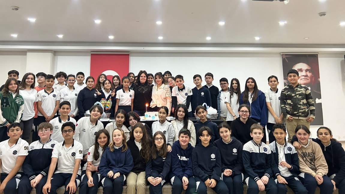 GELECEĞİN YAZARLARI PROJESİ KAPSAMINDA OKUL KİTABIMIZI OLUŞTURDUK...